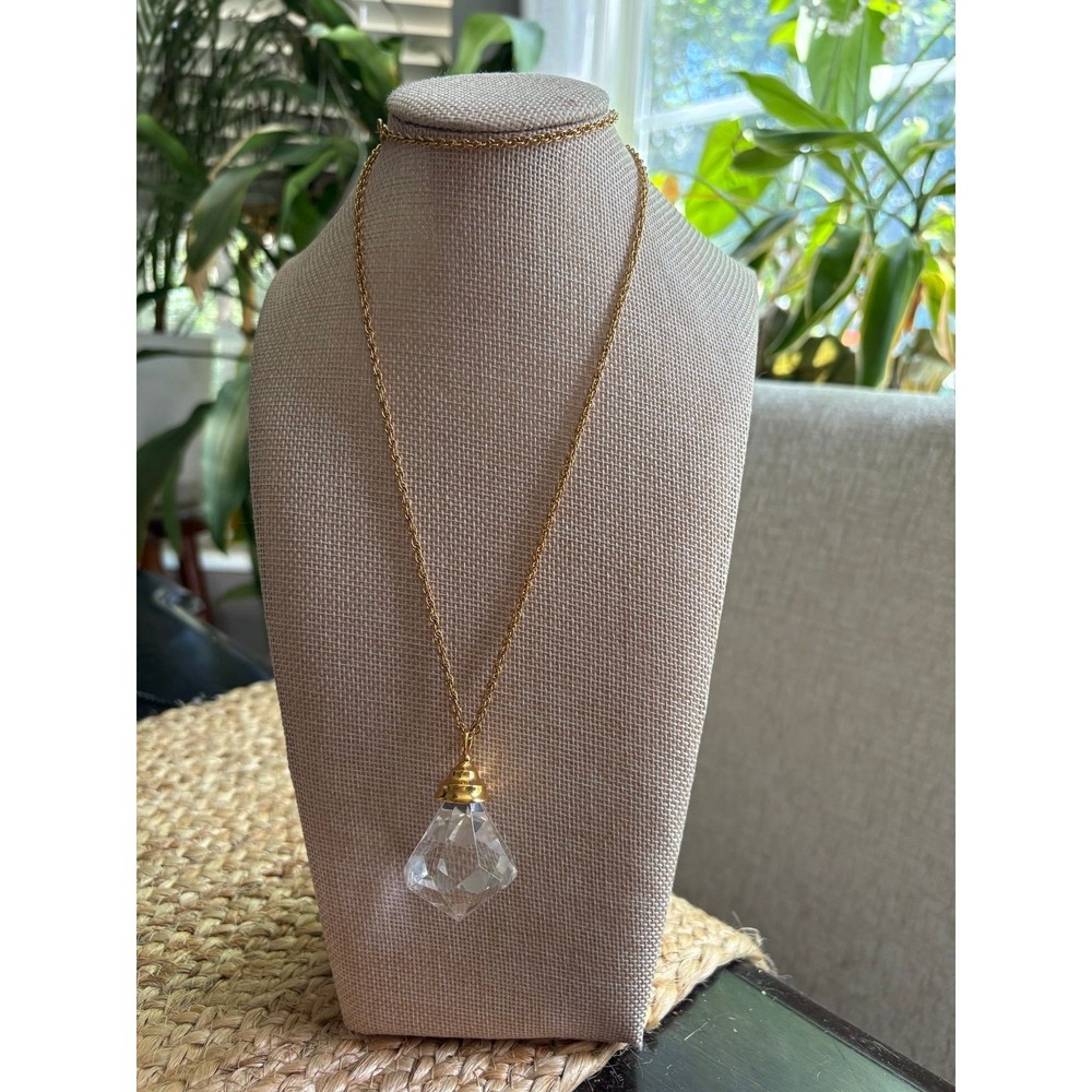 Avon Faceted Brilliance Pendant Necklace Gold Tone Long Chain Vintage Jewelry